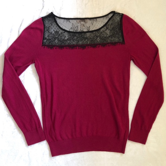 Ann Taylor LOFT Red Top Lace Detail - M - Picture 2 of 7